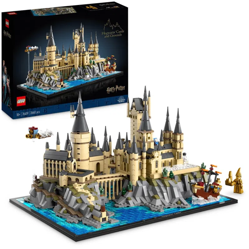LEGO Harry Potter Hogwarts Castle and Grounds 76419